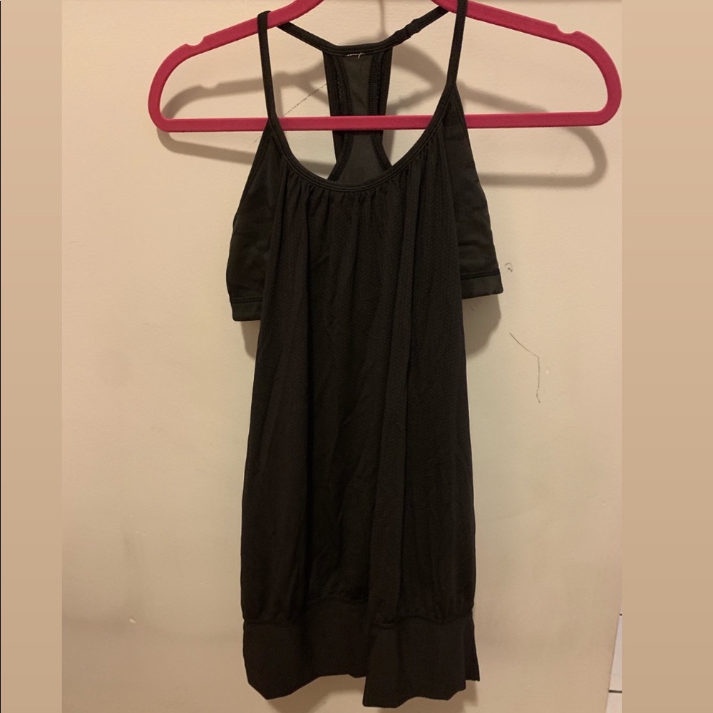 LuluLemon Tank Top with Built In Bra size 6